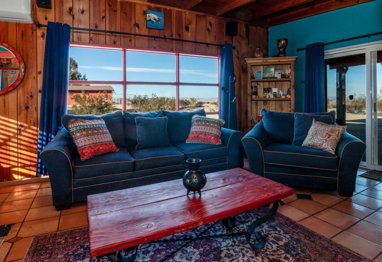 Chuck'S Cabin In A Joshua Tree Community Twentynine Palms Εξωτερικό φωτογραφία